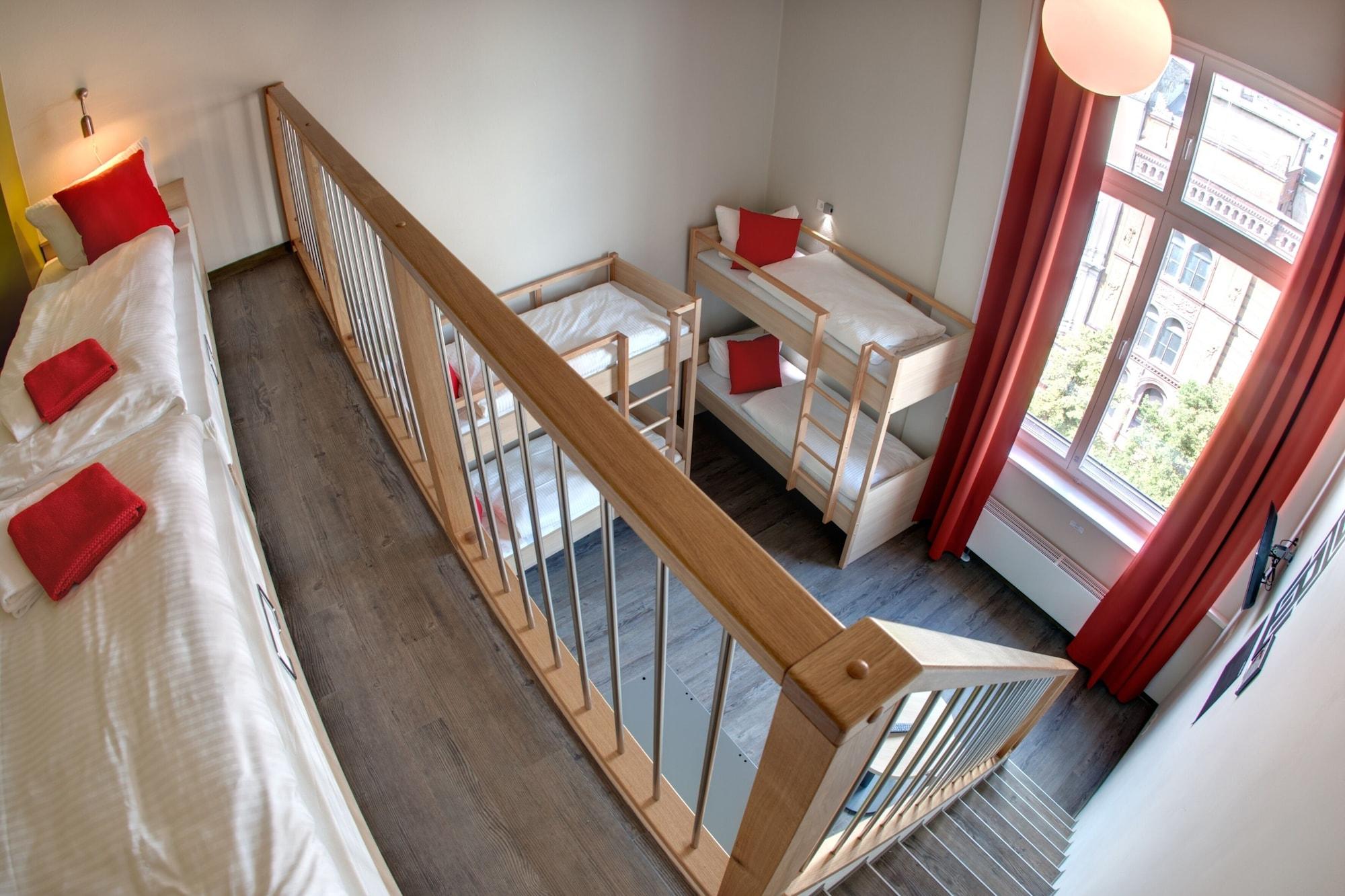 Meininger Mitte Hotel Berlim